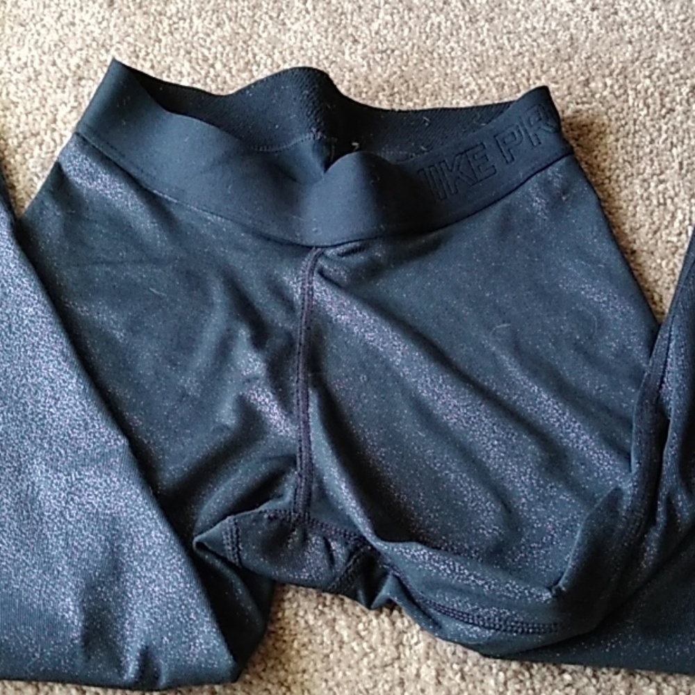 Black sparkly Nike pro leggings